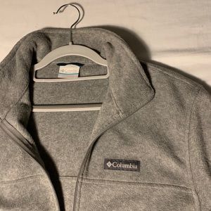 Columbia Lightweight Grey Jacket